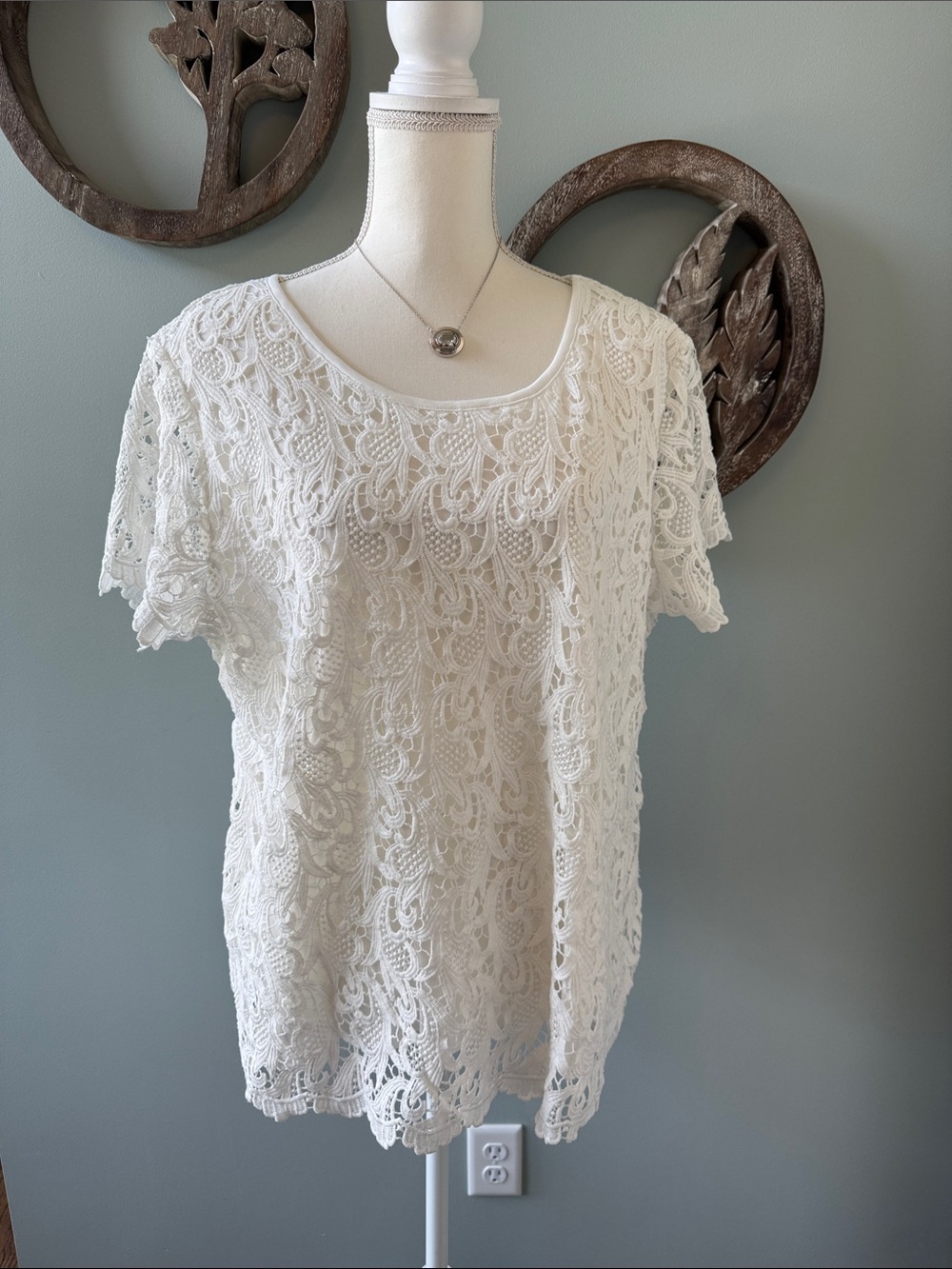 Chico's Ivory Lace Overlay Short Sleeve Top size XL Chicos size 3